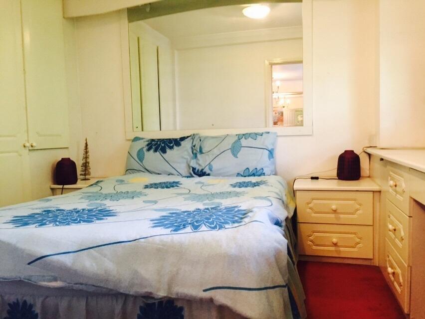 Cromwell Hotel London Room photo